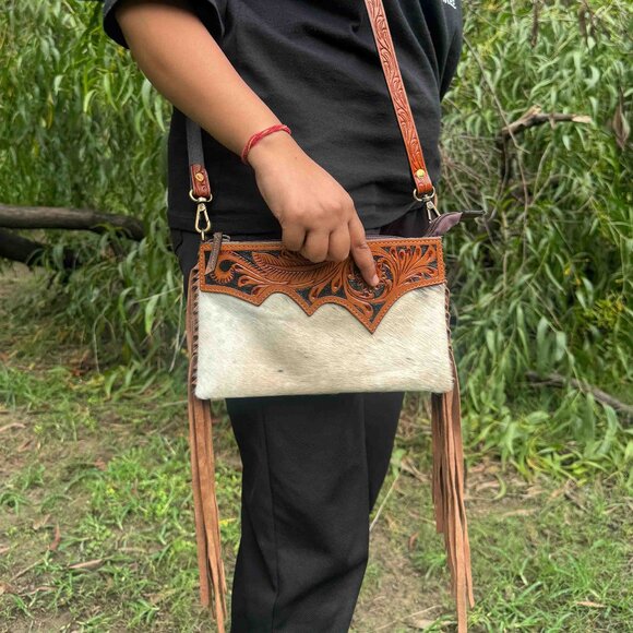 Genuine Leather Hair-on Tooled Bag Women's Western Handbag with Fringes - Picture 3 of 7